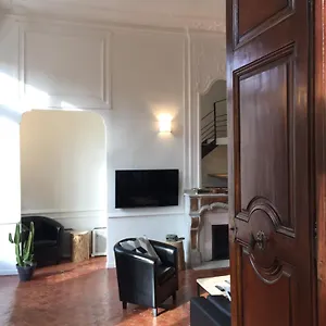 Les Du Cours & Apartment