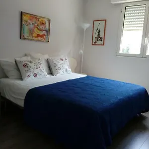 Port Royal Apartment